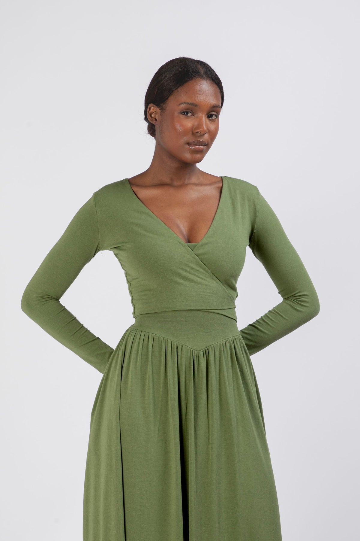 The Ultimate Guide to Choosing Smoothing Tops with Full Lining: Elevate Your Everyday Elegance the AYM Way