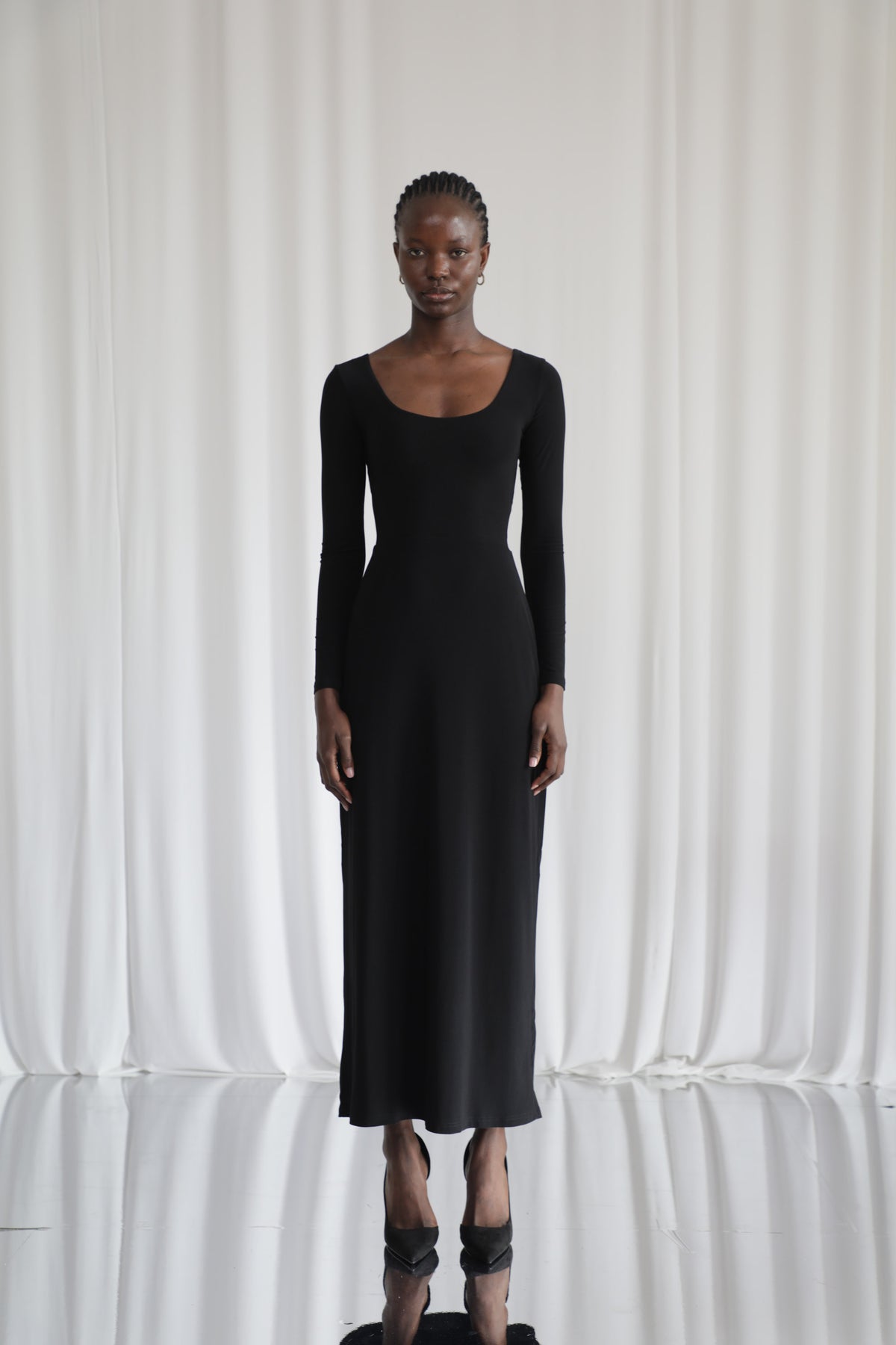 womens aym juni reversible maxi dress Walter Neckline LAILA Off Shoulder Silky Color:Black Ab brand_sofie-the-label
