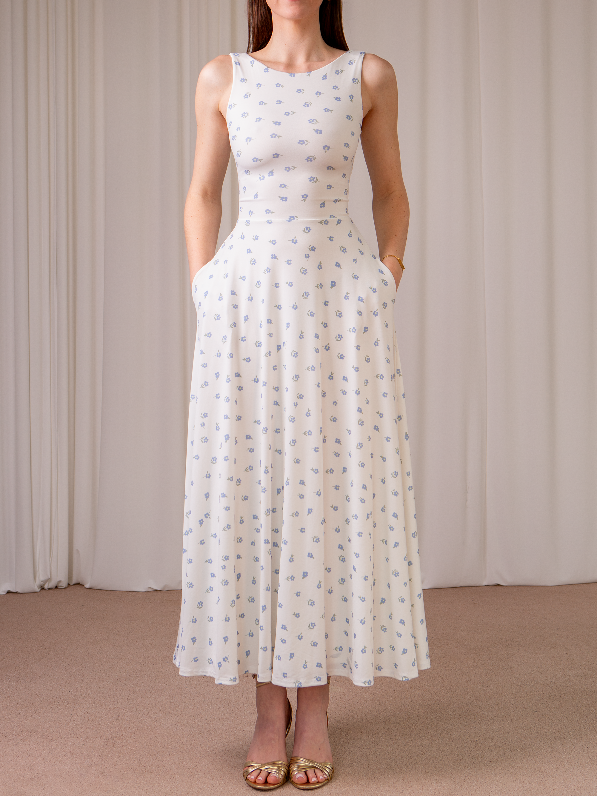 Juni Printed Maxi Dress