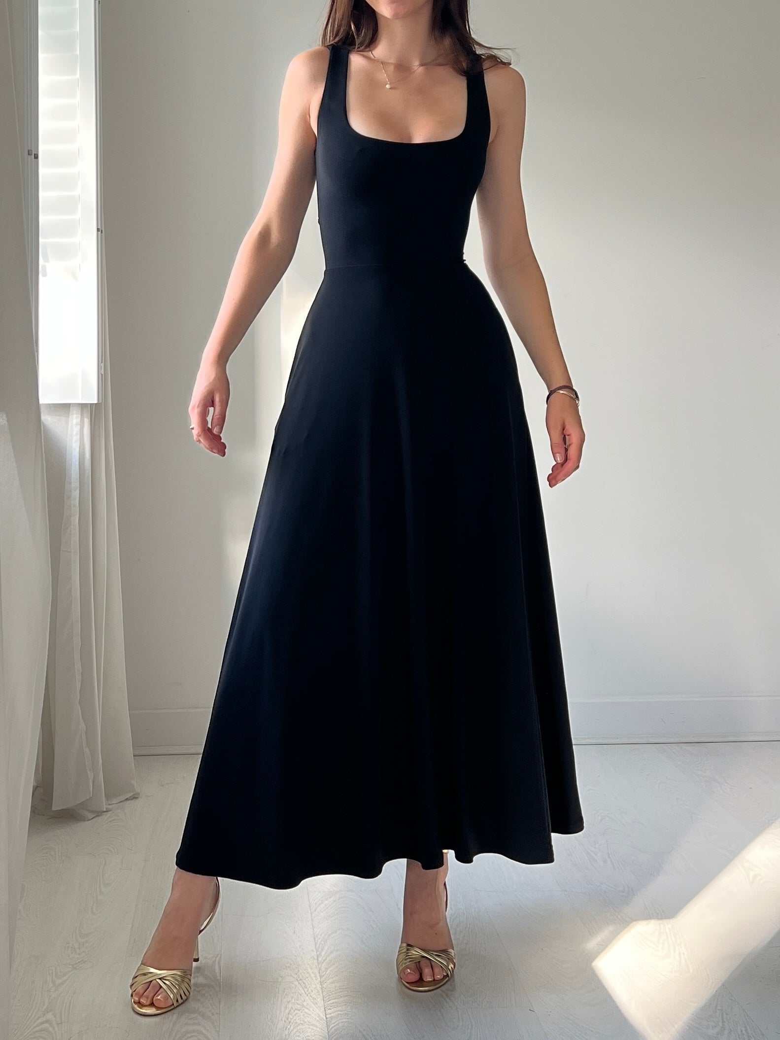Juni Reversible Maxi Dress – AYM