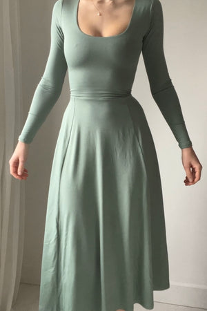 Iris Midi Dress in Organic Bamboo