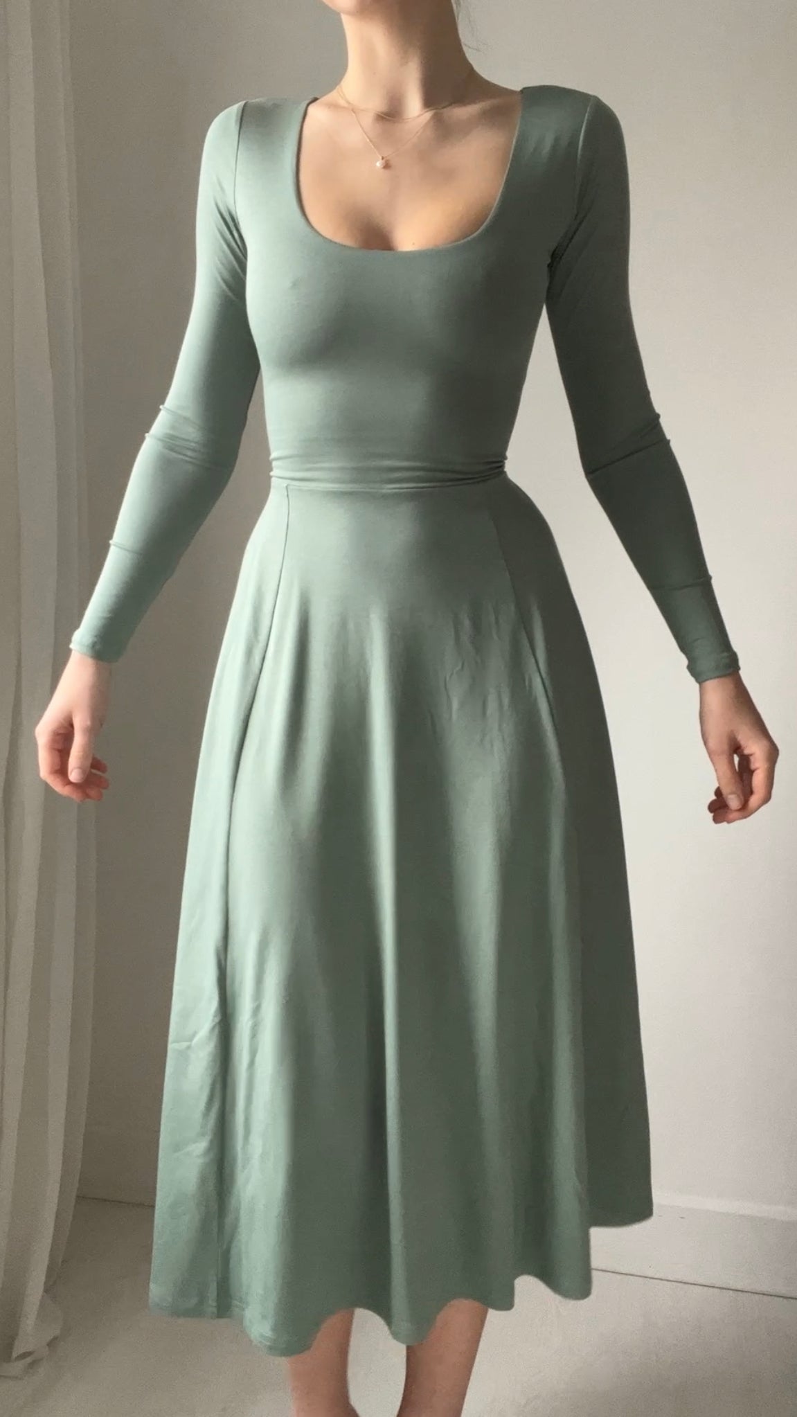 Iris Midi Dress in Organic Bamboo