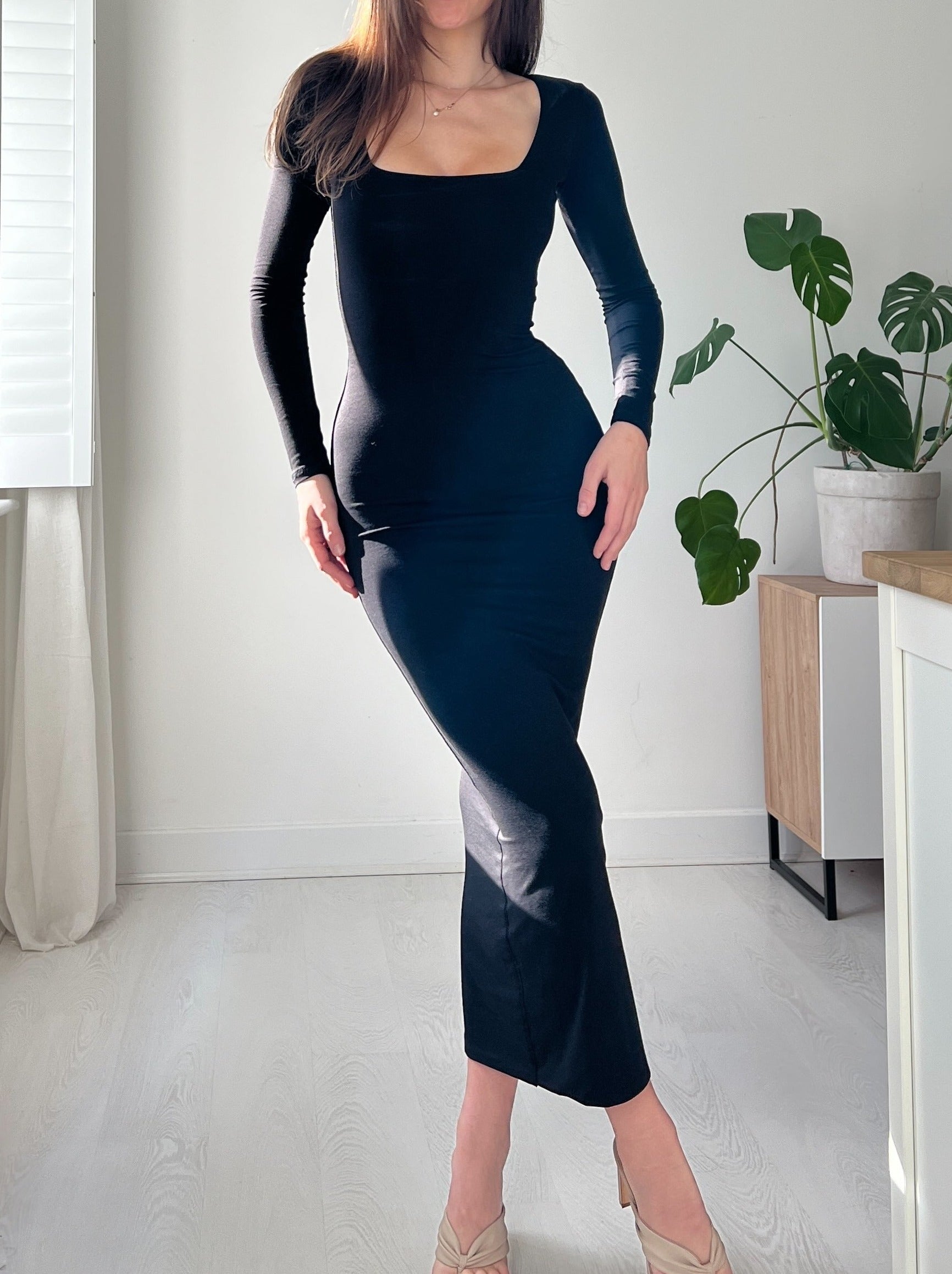 Introduction to the Ultimate Body Con Dress